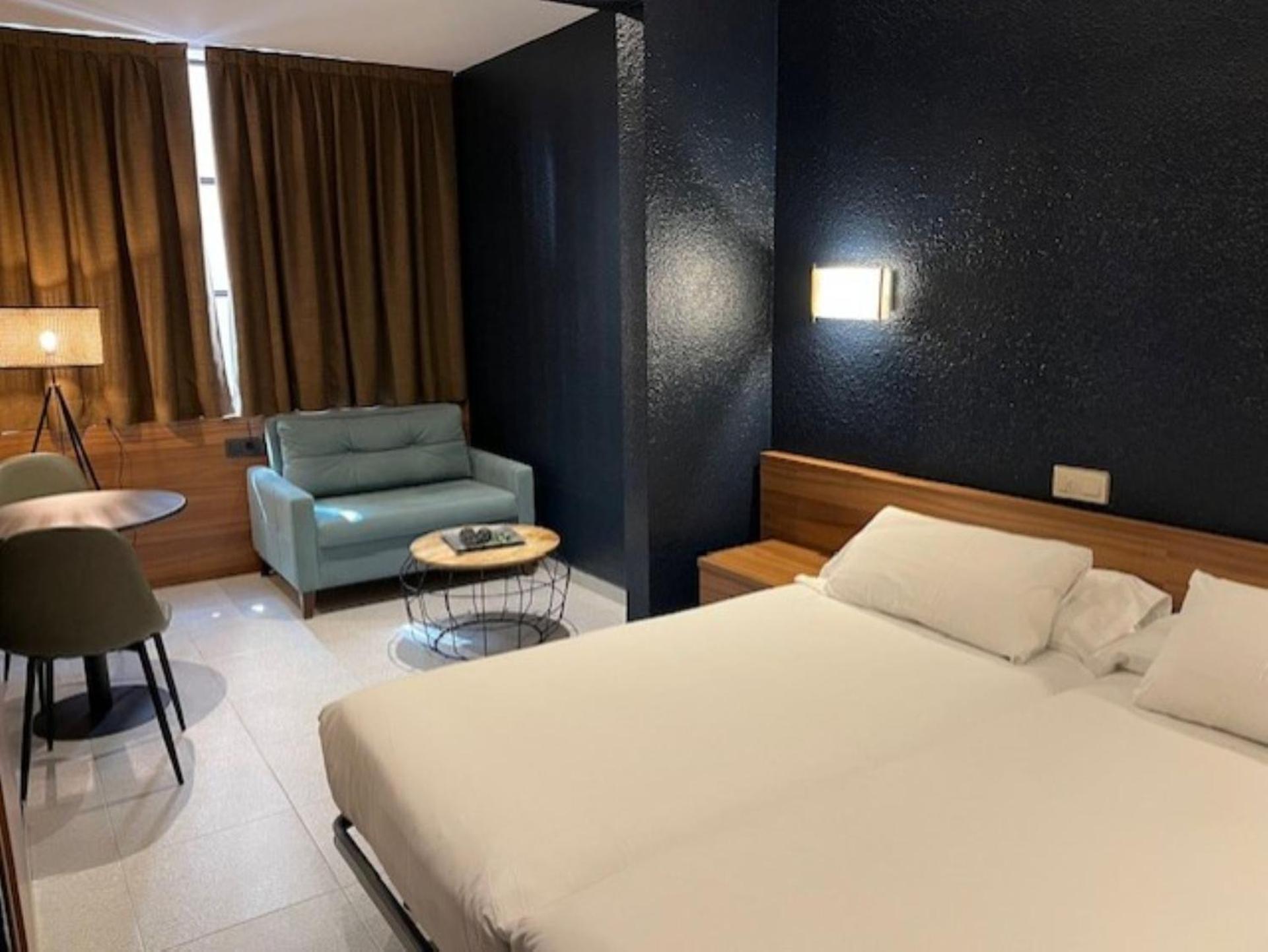 Hostal Iznajar Barcelona — Fotos 2